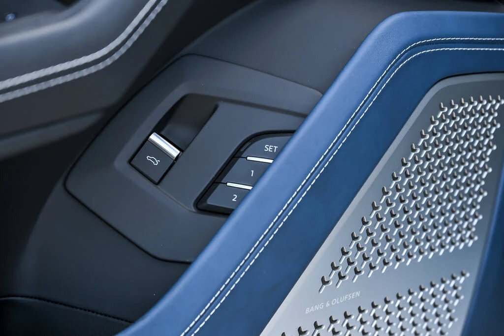 2024 Lamborghini Urus S - Image 24 of 31