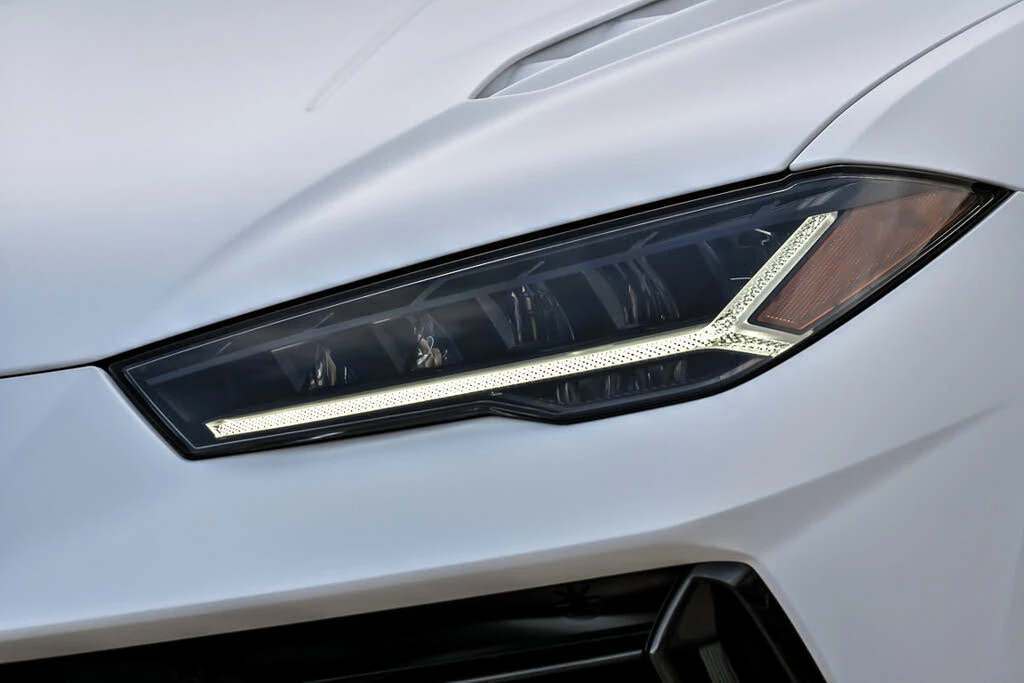 2024 Lamborghini Urus S - Image 8 of 31