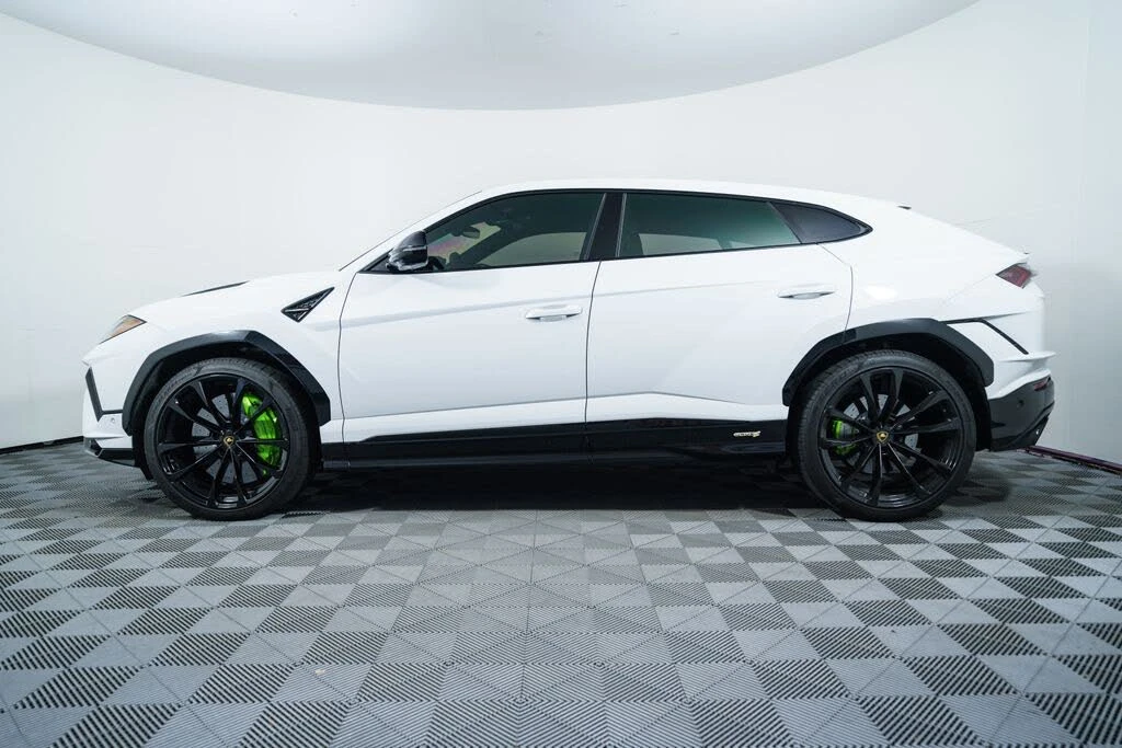 2024 Lamborghini Urus S - Image 2 of 6