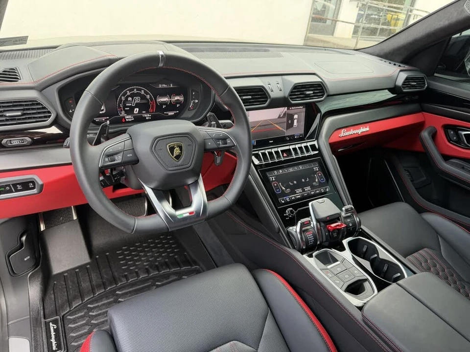2024 Lamborghini Urus S - Image 2 of 4