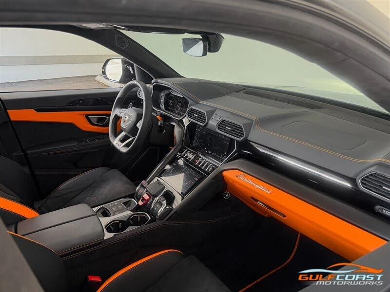 2024 Lamborghini Urus S - Image 29 of 31