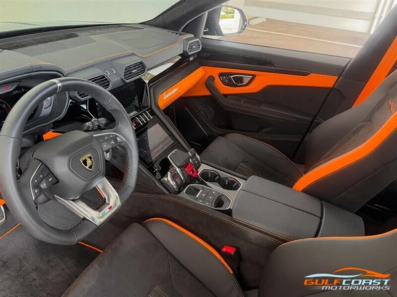 2024 Lamborghini Urus S - Image 14 of 31