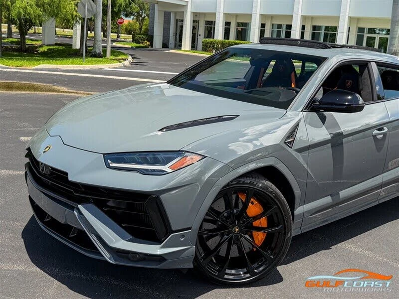2024 Lamborghini Urus S - Image 9 of 31
