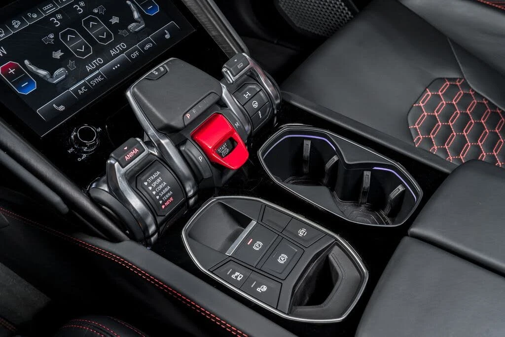 2024 Lamborghini Urus S - Image 28 of 31