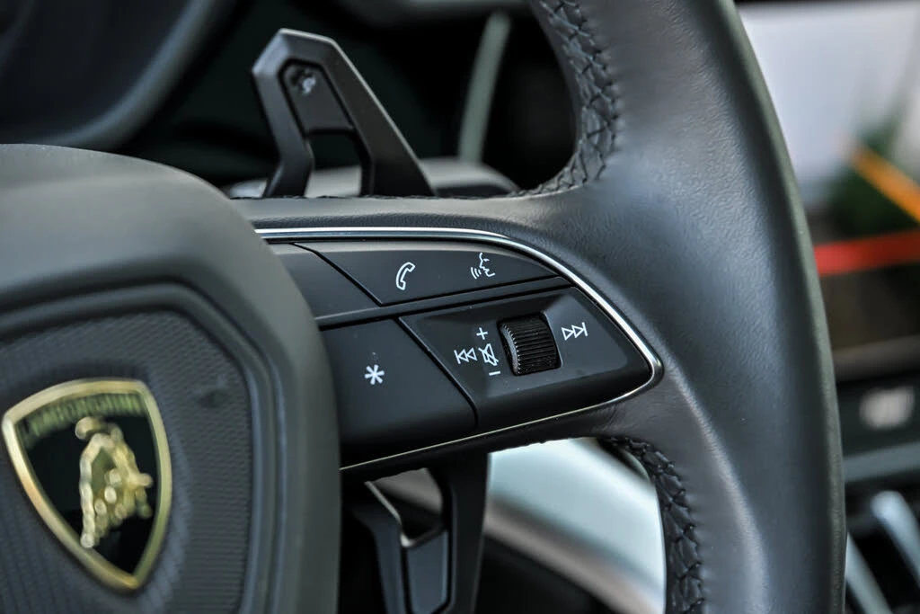 2024 Lamborghini Urus S - Image 26 of 31