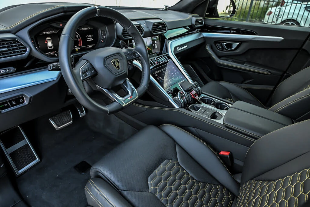2024 Lamborghini Urus S - Image 18 of 31