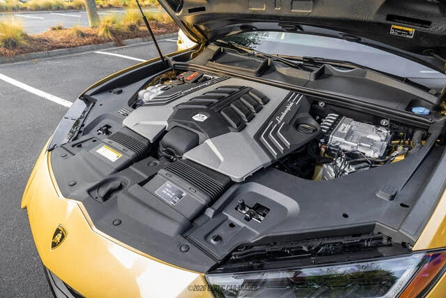2024 Lamborghini Urus S - Image 15 of 31