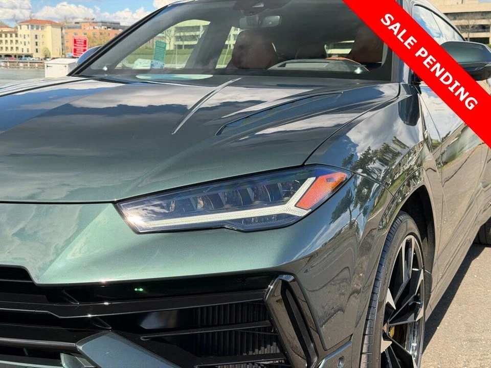 2024 Lamborghini Urus S - Image 10 of 31