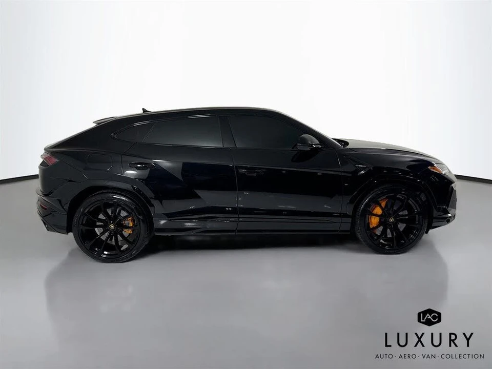 2024 Lamborghini Urus S - Image 5 of 6