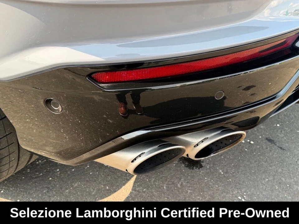 2024 Lamborghini Urus S - Image 15 of 31