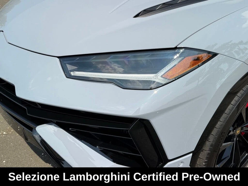 2024 Lamborghini Urus S - Image 9 of 31