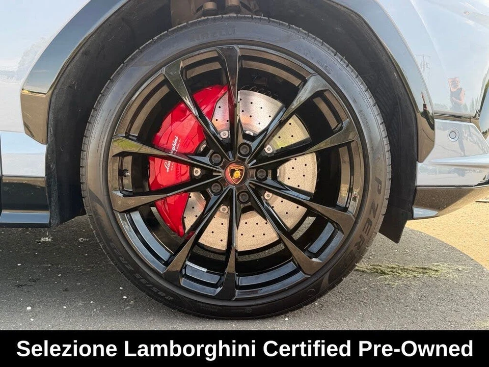 2024 Lamborghini Urus S - Image 16 of 31