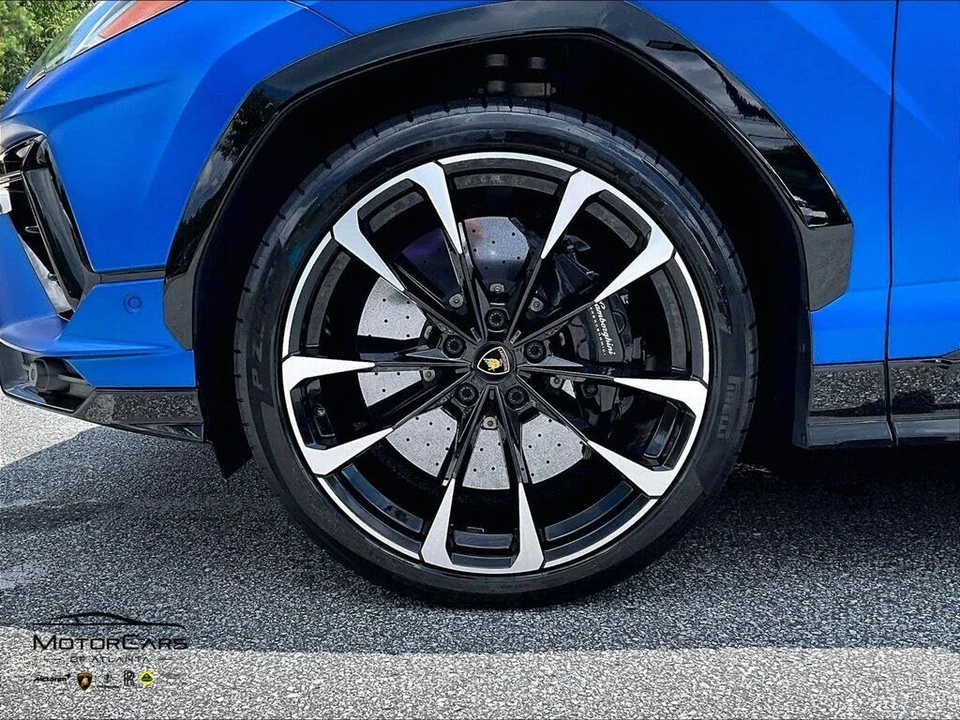 2024 Lamborghini Urus S - Image 9 of 31
