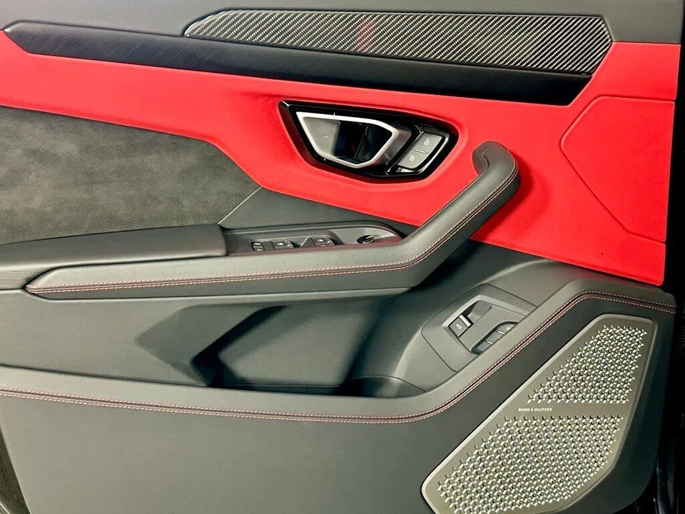 2024 Lamborghini Urus S - Image 30 of 31