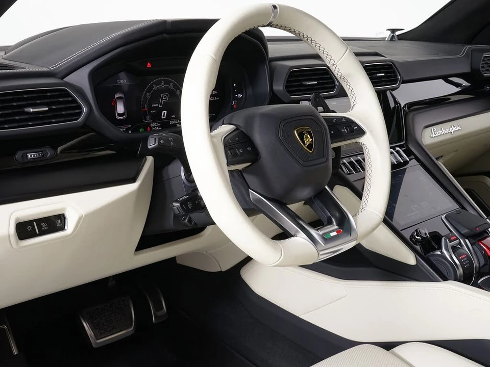 2024 Lamborghini Urus S - Image 4 of 31