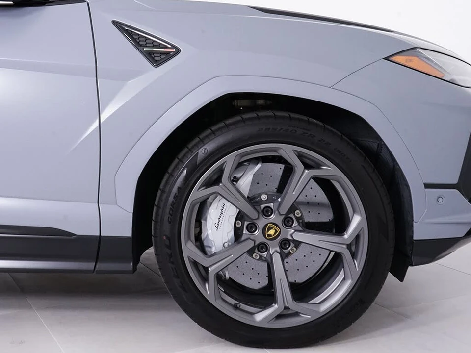 2024 Lamborghini Urus S - Image 16 of 31