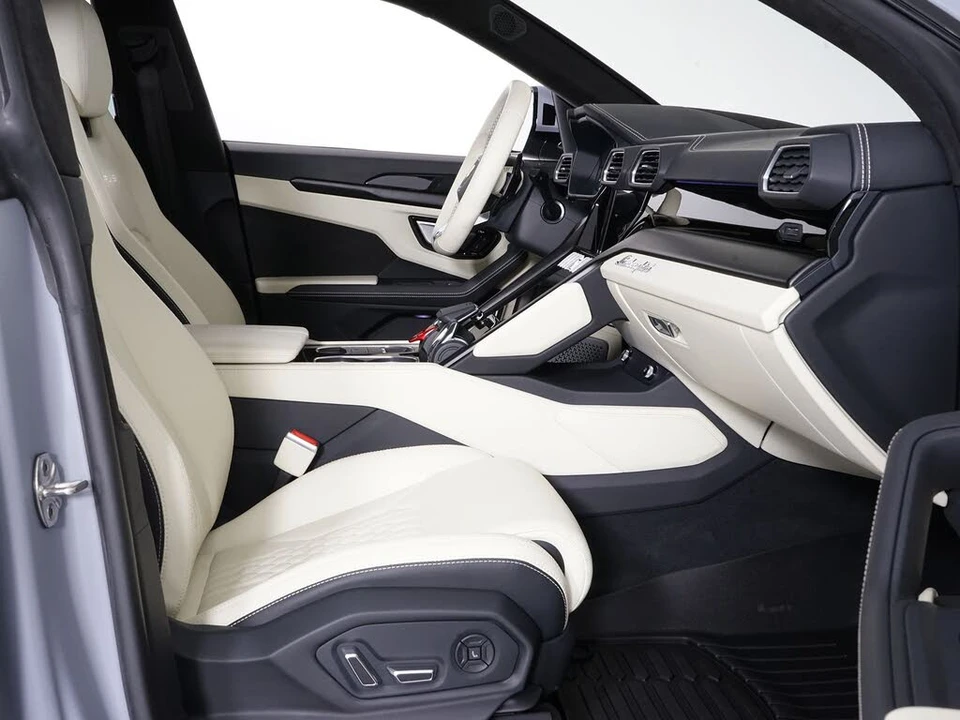 2024 Lamborghini Urus S - Image 31 of 31
