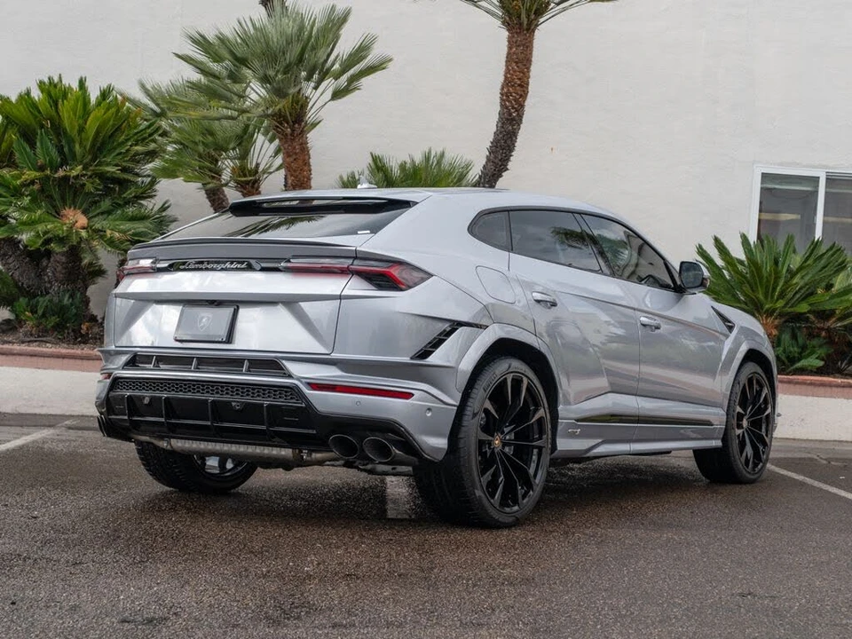 2024 Lamborghini Urus S - Image 3 of 31