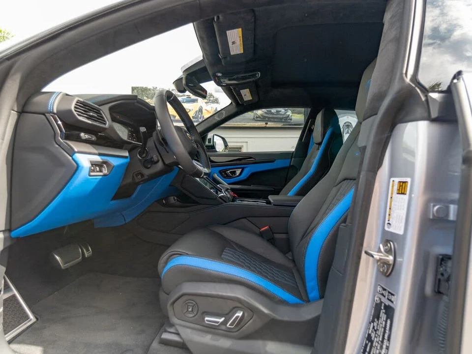 2024 Lamborghini Urus S - Image 16 of 31