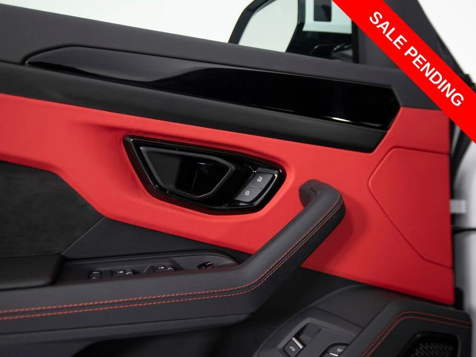 2024 Lamborghini Urus S - Image 13 of 31