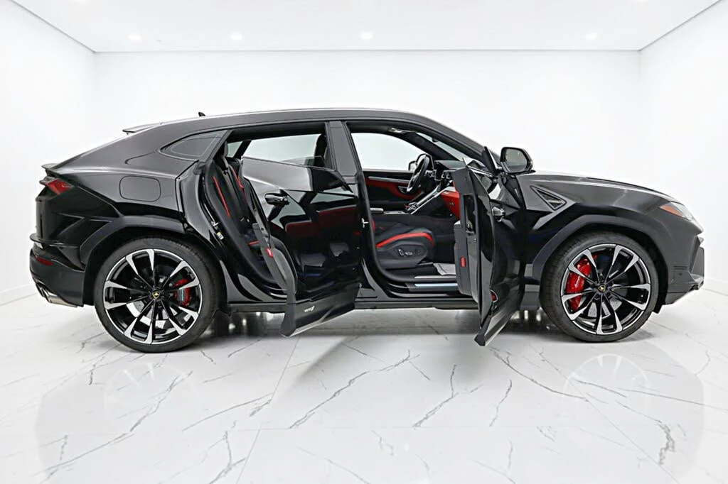 2024 Lamborghini Urus S - Image 15 of 31