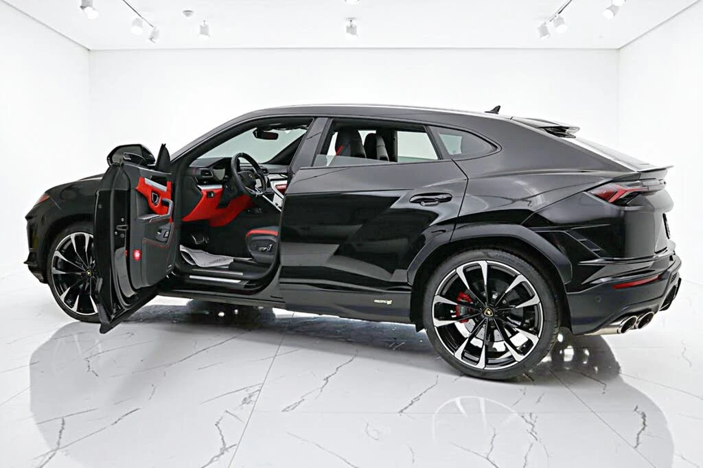 2024 Lamborghini Urus S - Image 8 of 31
