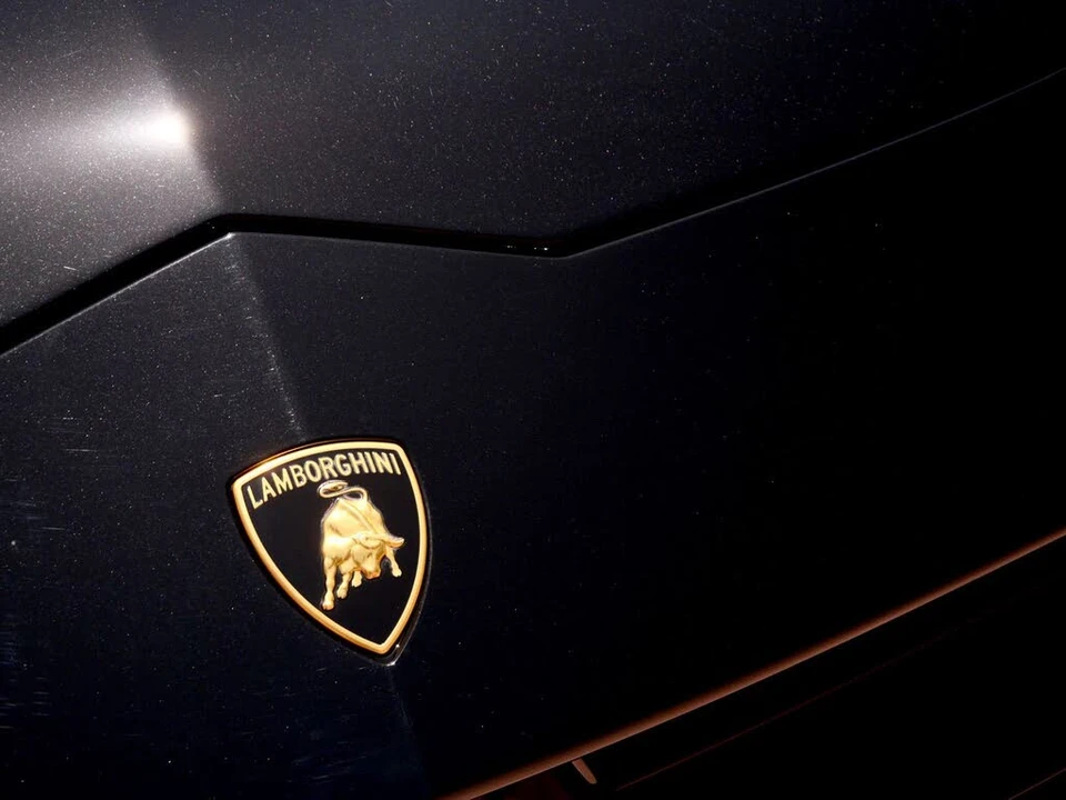 2024 Lamborghini Urus S - Image 11 of 28