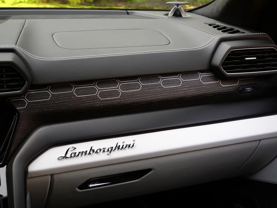 2024 Lamborghini Urus S - Image 24 of 28