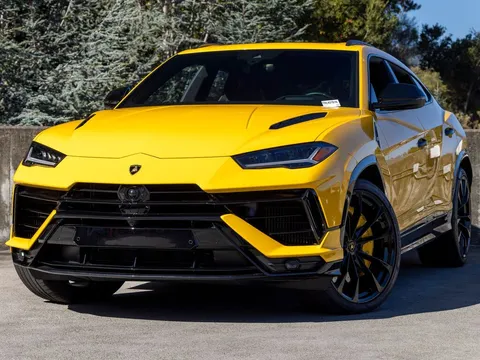 2024 Lamborghini Urus S AWD
