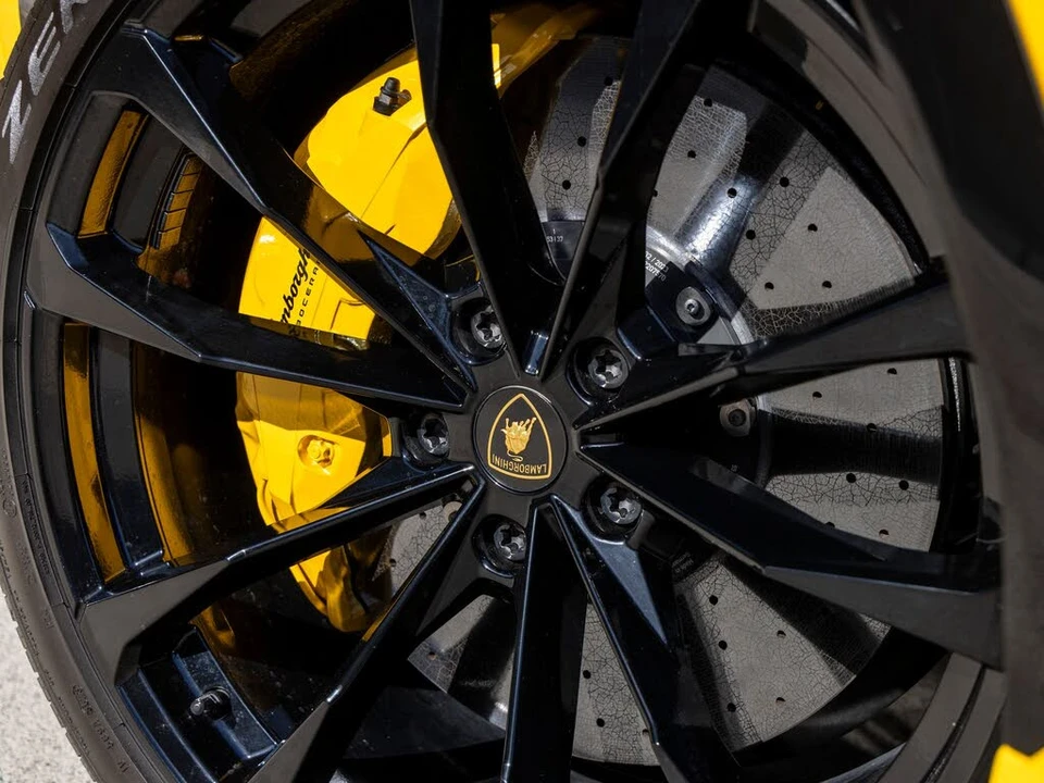 2024 Lamborghini Urus S - Image 14 of 31