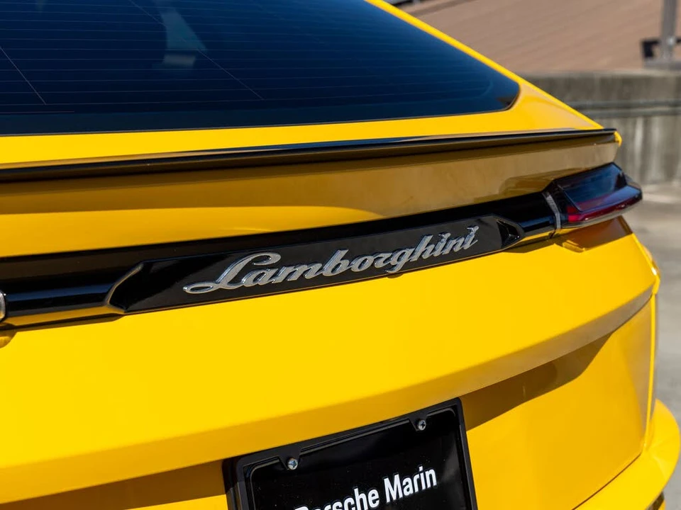 2024 Lamborghini Urus S - Image 28 of 31