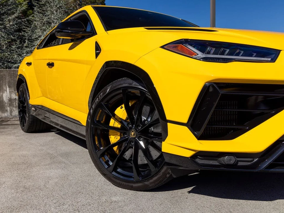2024 Lamborghini Urus S - Image 13 of 31