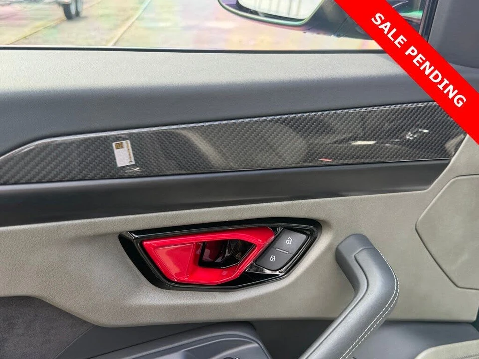 2024 Lamborghini Urus S - Image 26 of 31