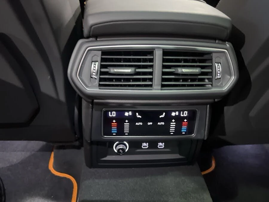 2024 Lamborghini Urus S - Image 28 of 31