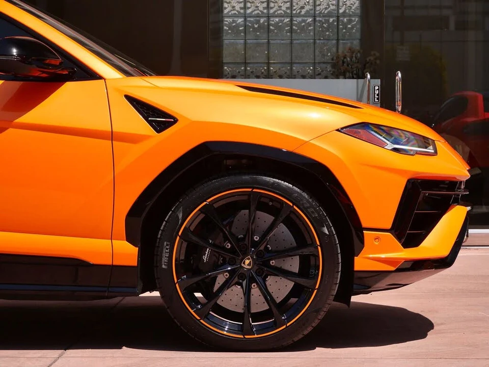 2024 Lamborghini Urus S - Image 9 of 27