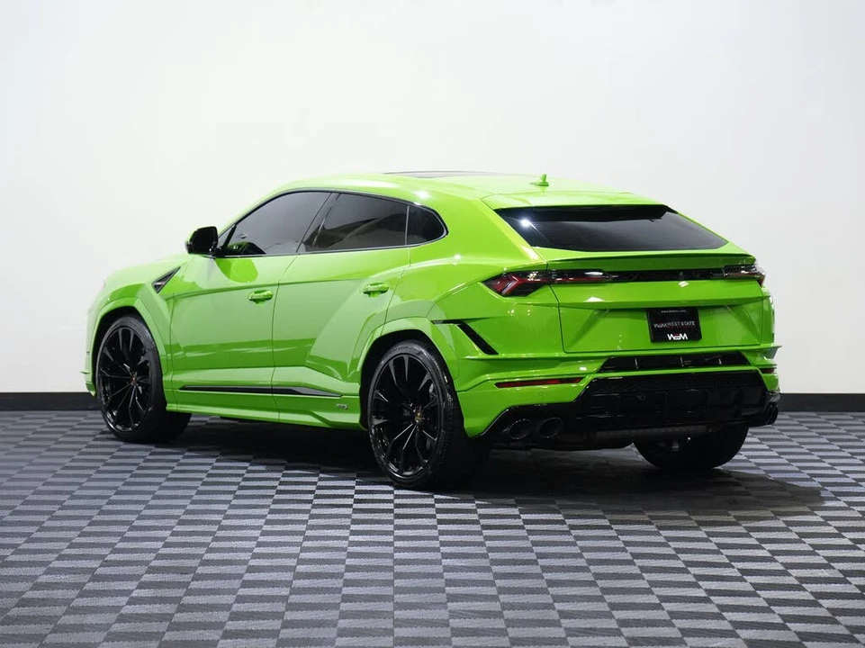 2024 Lamborghini Urus S - Image 8 of 31
