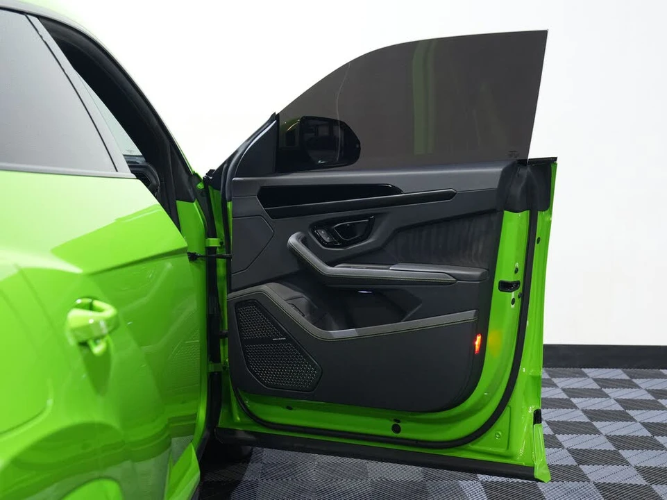 2024 Lamborghini Urus S - Image 25 of 31