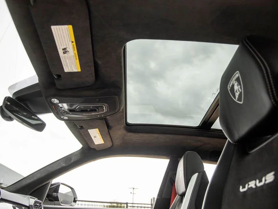 2024 Lamborghini Urus S - Image 27 of 31