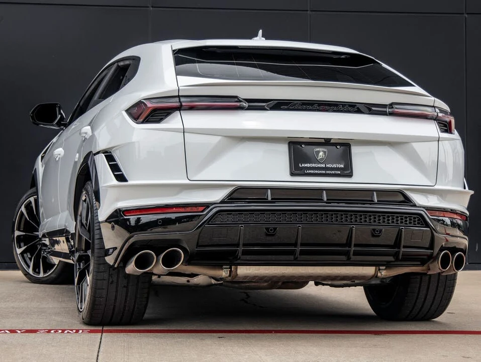 2024 Lamborghini Urus S - Image 6 of 31