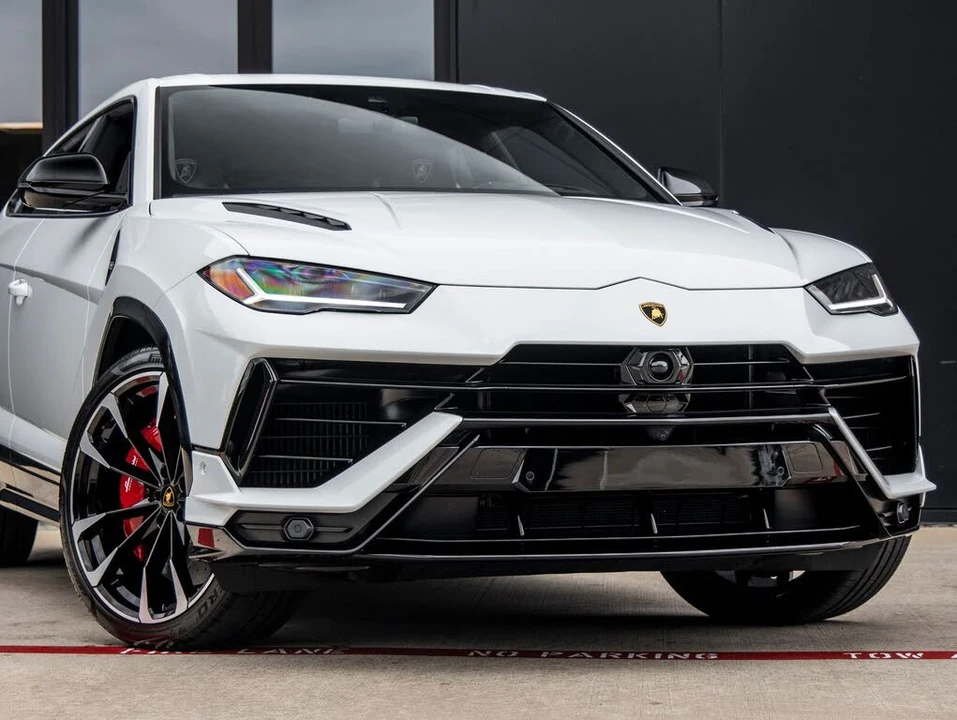 2024 Lamborghini Urus S - Image 5 of 31