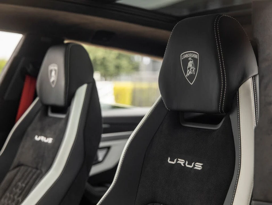 2024 Lamborghini Urus S - Image 25 of 31