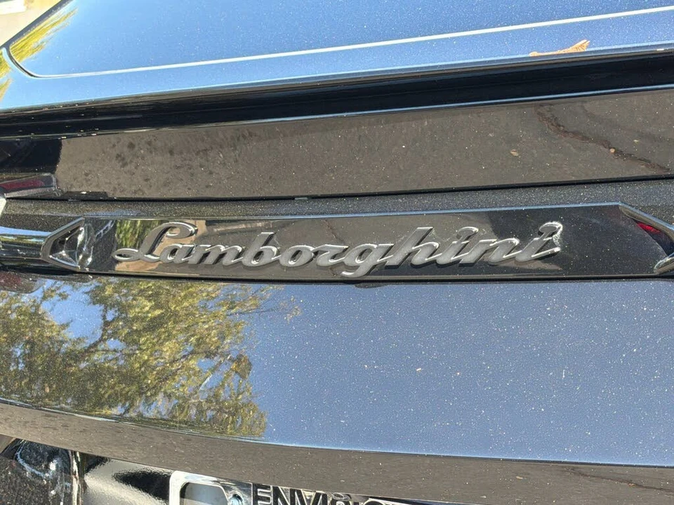 2024 Lamborghini Urus S - Image 24 of 31