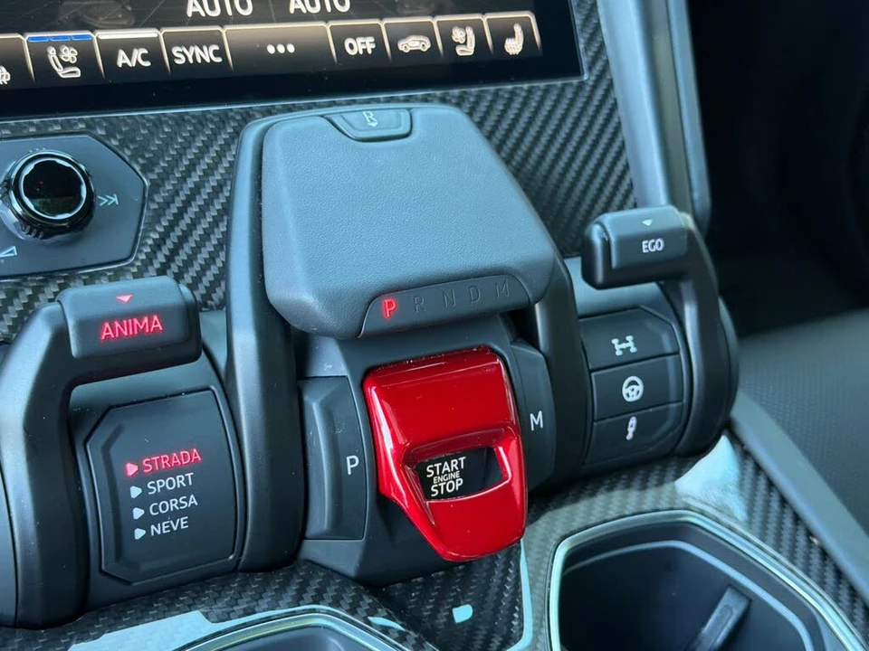 2024 Lamborghini Urus S - Image 19 of 31
