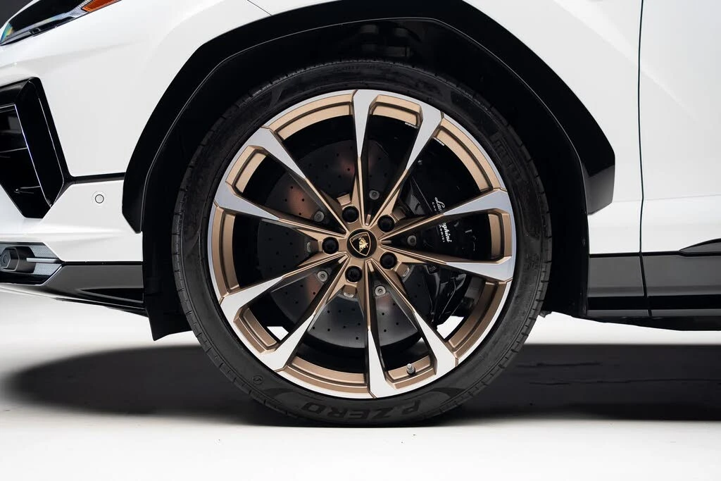2024 Lamborghini Urus S - Image 19 of 31