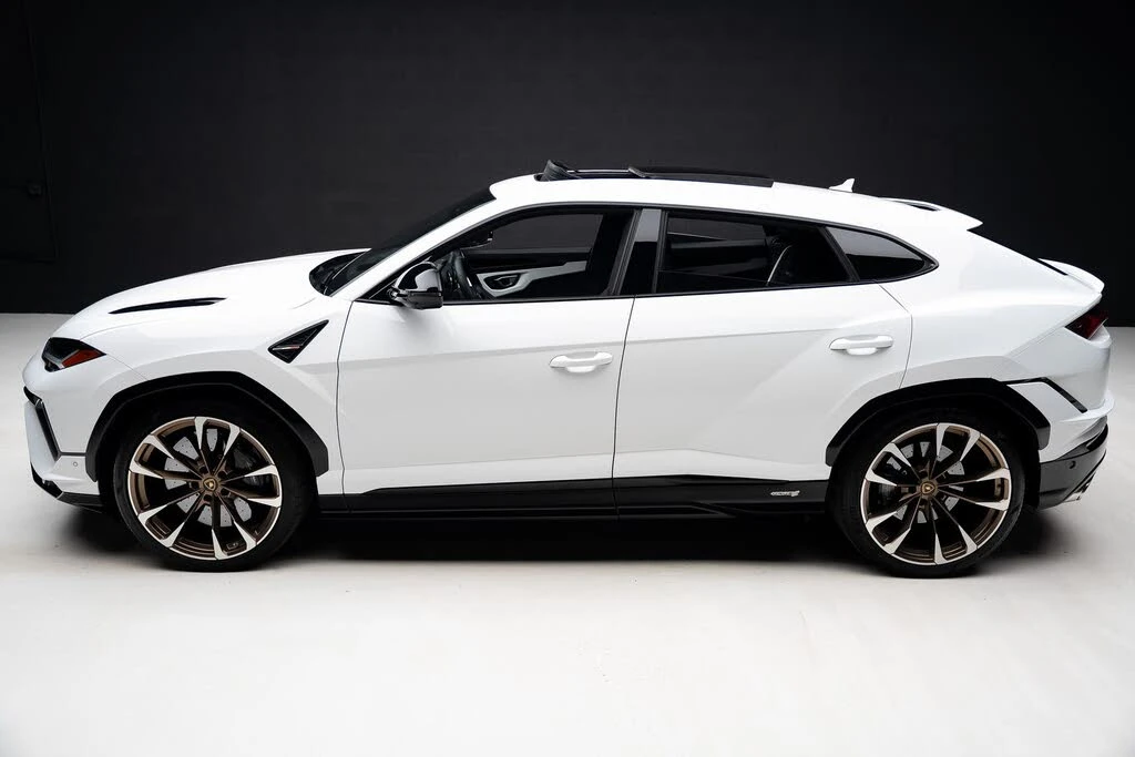 2024 Lamborghini Urus S - Image 16 of 31
