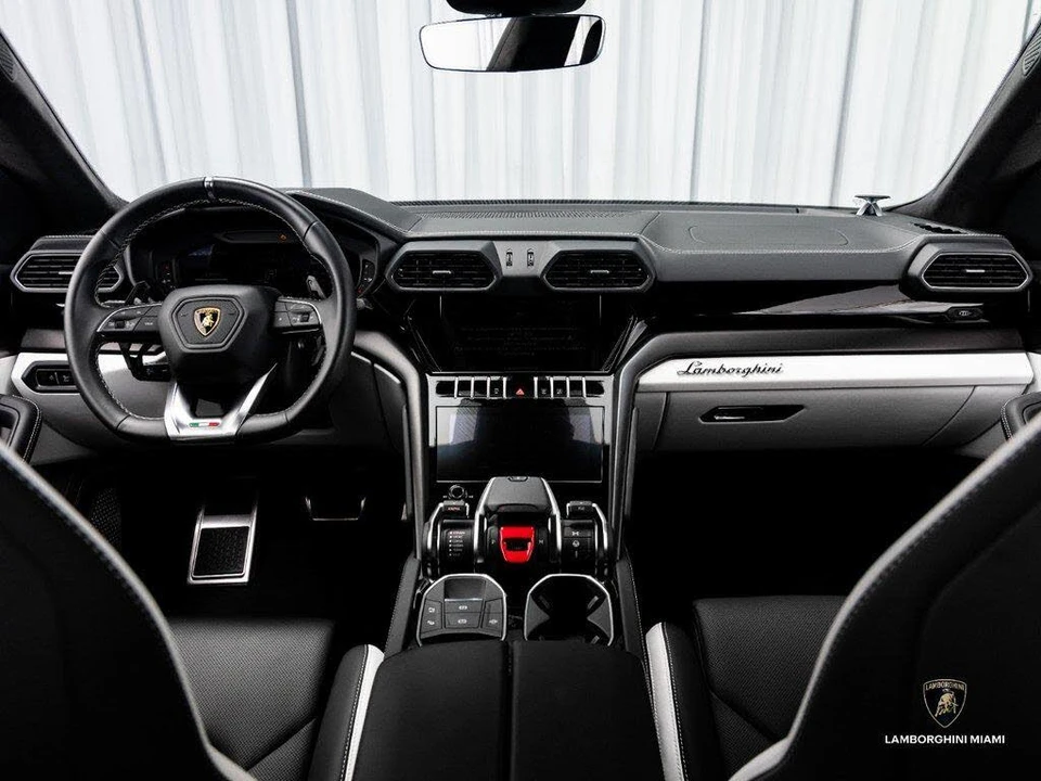 2024 Lamborghini Urus S - Image 31 of 31