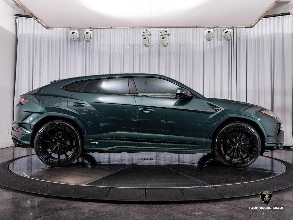 2024 Lamborghini Urus S - Image 3 of 31