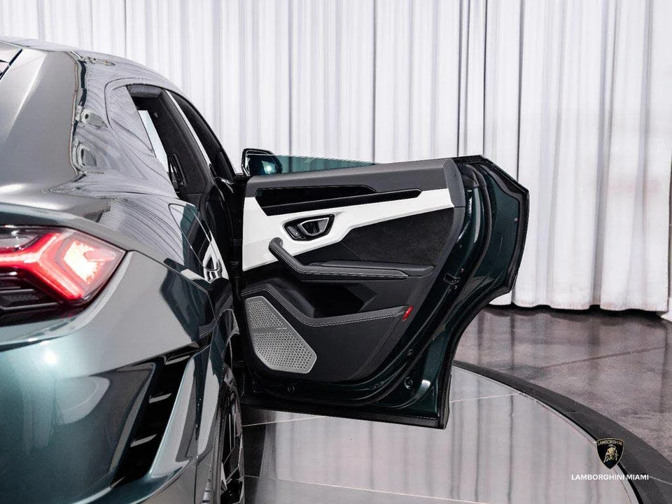 2024 Lamborghini Urus S - Image 21 of 31