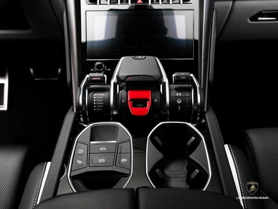 2024 Lamborghini Urus S - Image 24 of 31