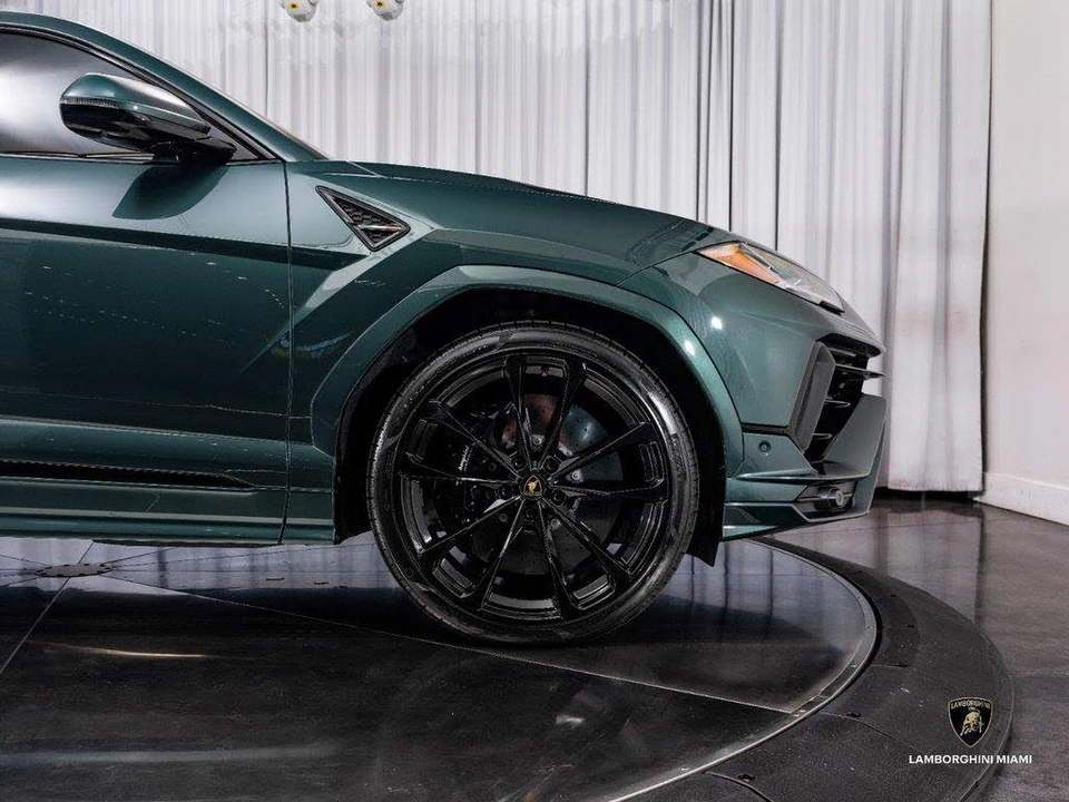 2024 Lamborghini Urus S - Image 17 of 31